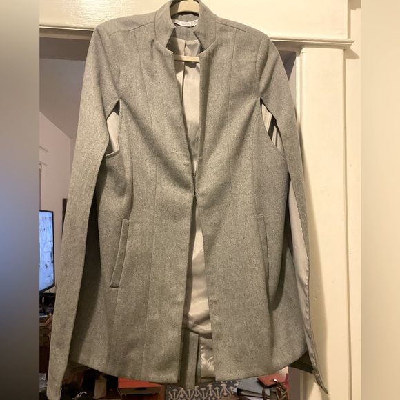 Cape Jacket - Picture 3 of 8